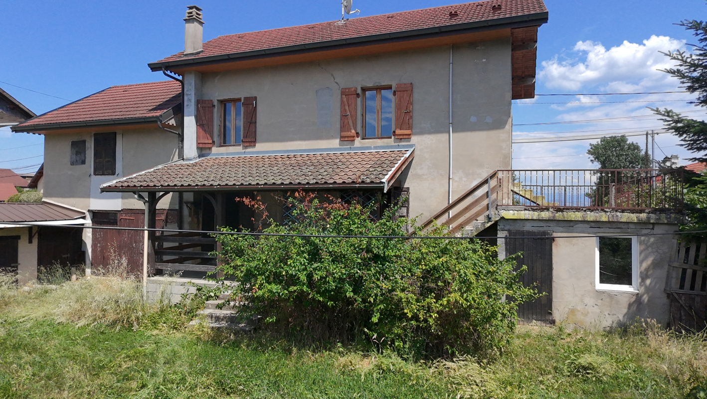 Charmante maison à rénover sur le secteur de Challonges